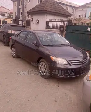 Toyota Corolla S 5-Speed 2013 Gray