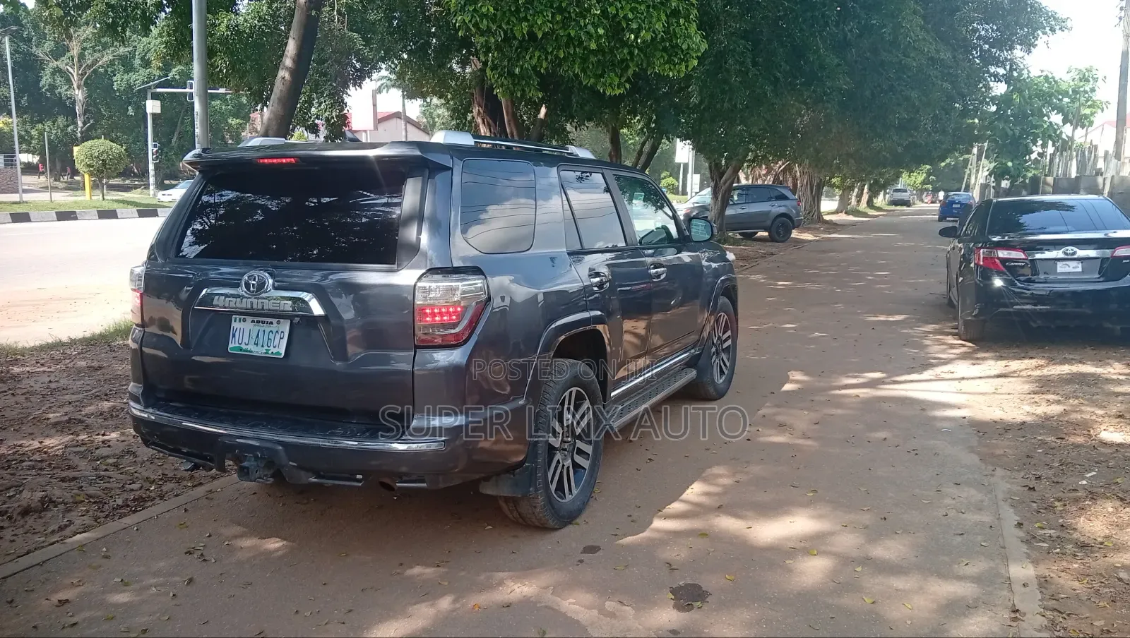 Toyota 4-Runner 2011 Gray