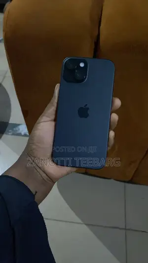 New Apple iPhone 15 128 GB Black