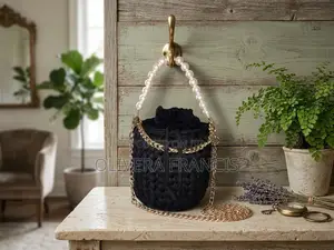 Nonye Classic Bag