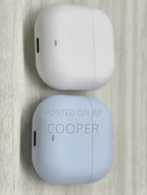 Earbuds. Airpod.