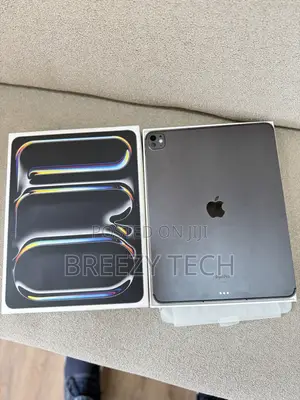 New Apple iPad Pro 13 (2024) 256 GB Black