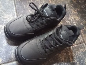 Bulade Low-Top Sneakers