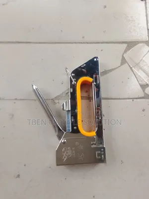 Manual Heavy-Duty Gun Tacker or Staple Gun