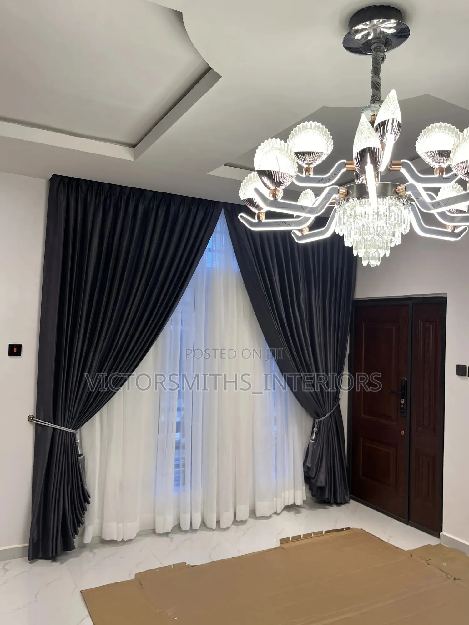 High Quality Gray 3pleeting Drapes