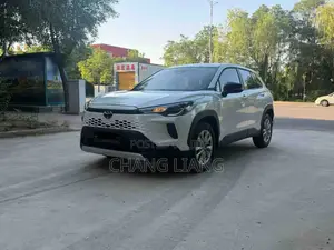 Toyota Corolla Cross XLE 2026 White