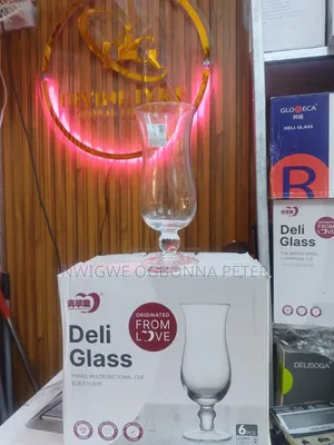 Deli Hurricane Glass