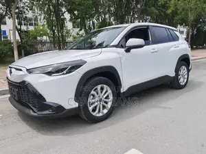 Toyota Frontlander 2.0 Petrol FWD 2024 White
