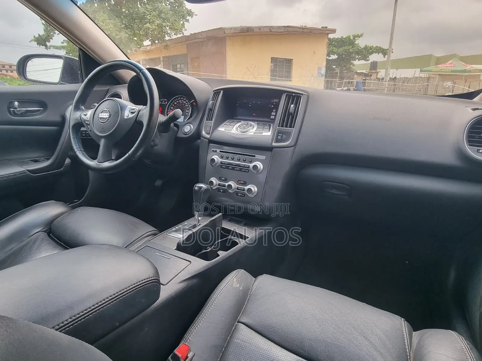 Nissan Maxima 2012 Brown