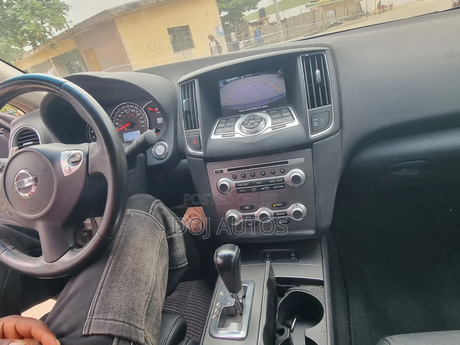 Nissan Maxima 2012 Brown
