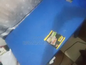 Multiple Purpose Plastic Table and Chairs