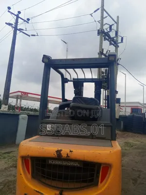 4.5 TONS Jungherich Forklift