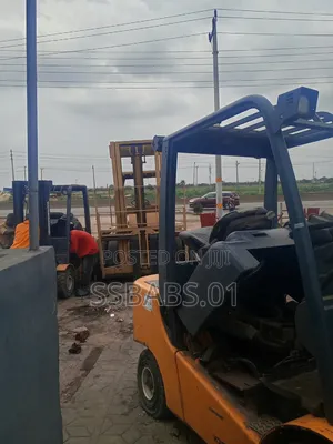 4.5 TONS Jungherich Forklift