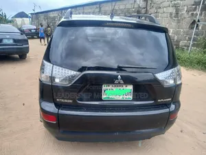 Mitsubishi Outlander 2.4 Automatic 2008 Black