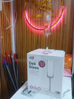High Quality Champagne Glass