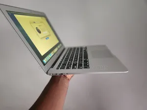 Laptop Apple MacBook Air 2015 8GB Intel Core i7 SSD 256GB