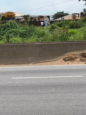 4 Acres of Land Along Lagos Ibadan Express Way