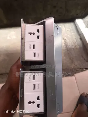 Mk Uk Floor Socket