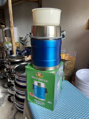 Manna Gold 1000ml (1.0L) Vacuum Food Flask With Shoulder Strap