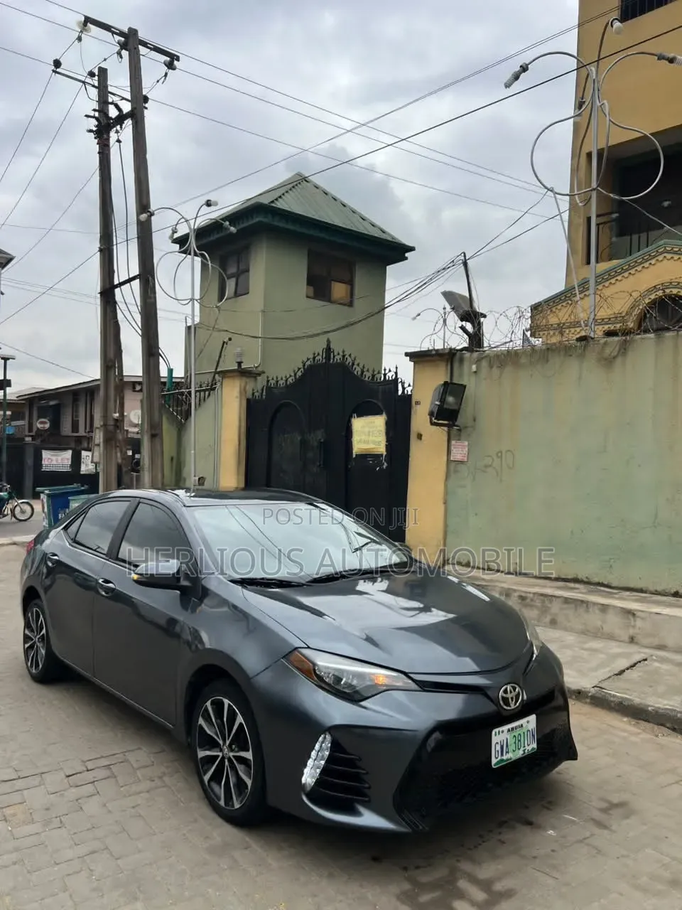 Toyota Corolla 2017 Blue
