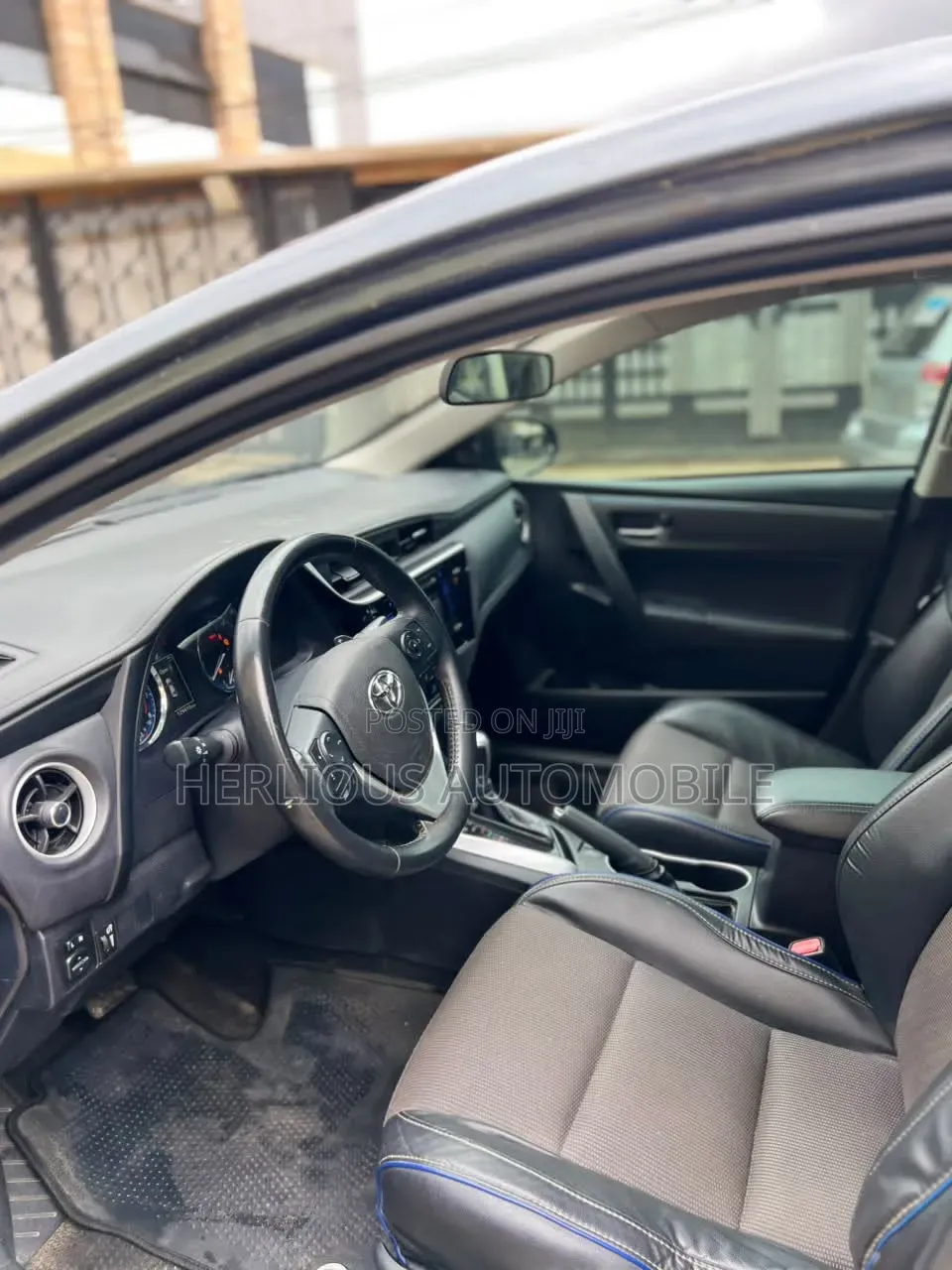 Toyota Corolla 2017 Blue