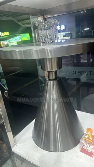Modern Stainless Steel Round Bar Table – Luxury High Table