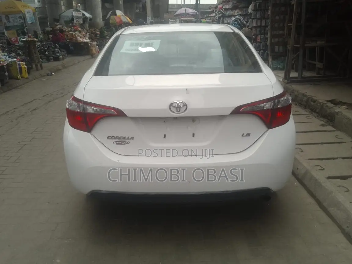 Toyota Corolla 2016 White