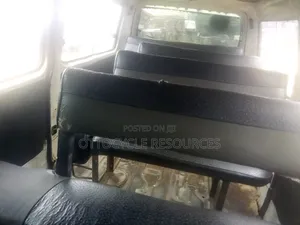 Nissan Caravan (Urvan) 2001 White