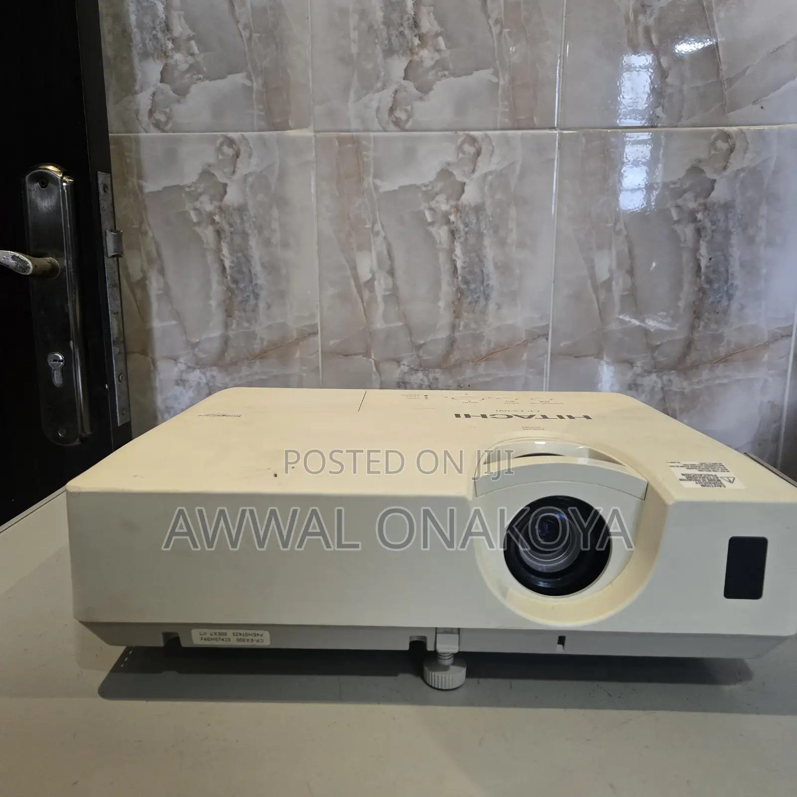 Hitachi Multi Purpose Projector