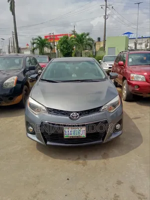 Toyota Corolla 2016 Gray