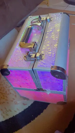 Makeup Box