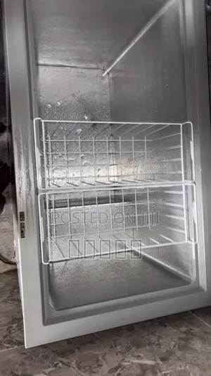 250 Litters Hisense Deep Freezer