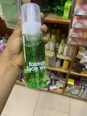 Green Tea Foaming Face Wash and Toner 200ml – Daily Use