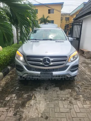 Mercedes-Benz GLE-Class 2016 Silver