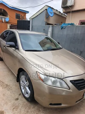 Toyota Camry 2008 Gold