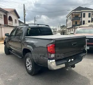 Toyota Tacoma TRD Off Road 2018 Gray