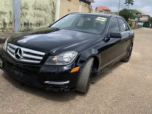 Mercedes-Benz C300 Luxury 4Matic Sedan AWD (3.5L 6cyl 7A) 2013 Black