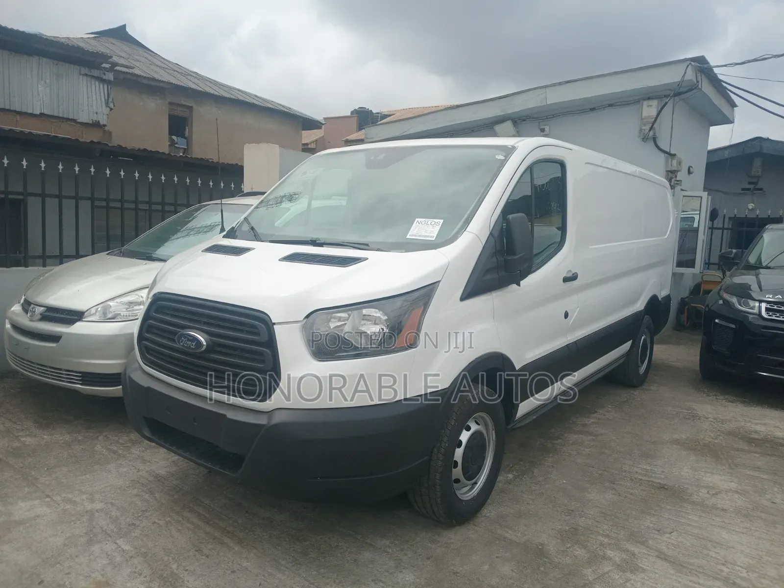 Ford Transit-350 2018 White
