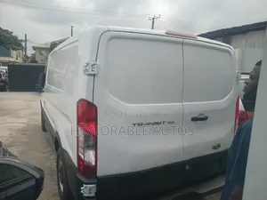 Ford Transit-350 2018 White