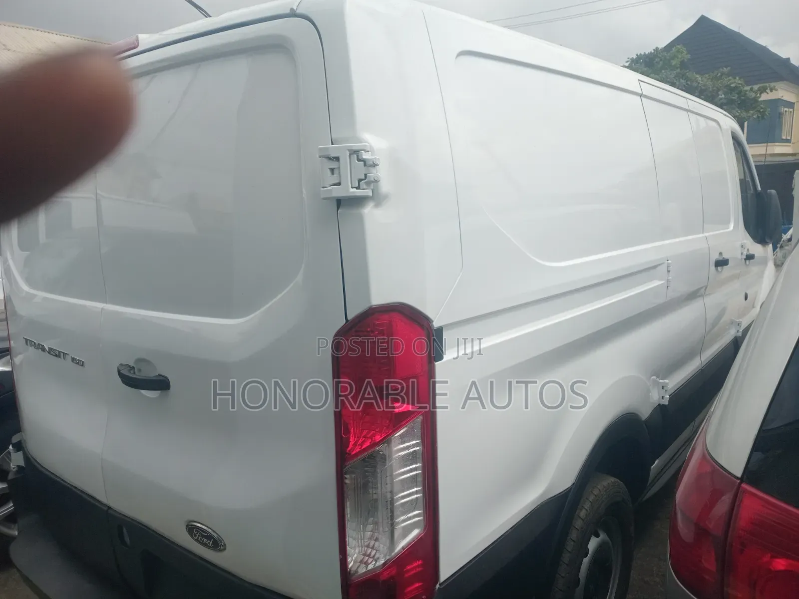 Ford Transit-350 2018 White