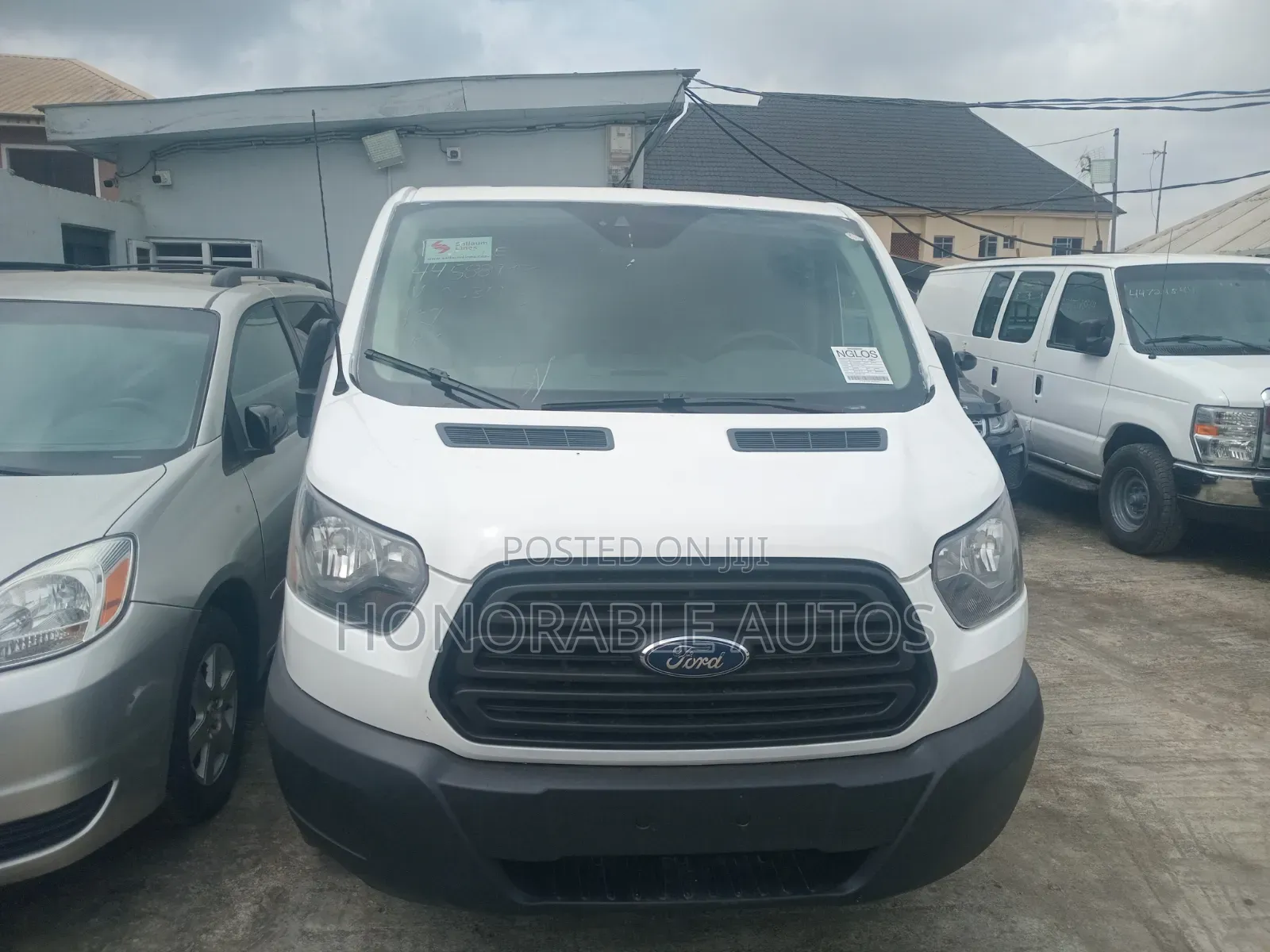 Ford Transit-350 2018 White
