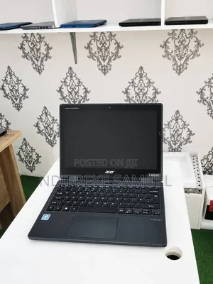 Laptop Acer Aspire E360 4GB Intel Pentium SSD 72GB