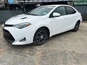 Toyota Corolla LE Eco 4dr Sedan (1.8L 4cyl CVT) 2016 White