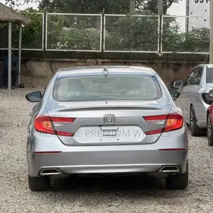 Honda Accord 2018 Silver