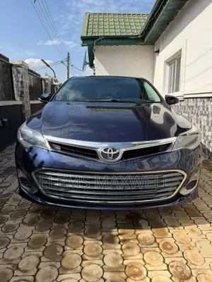 Toyota Avalon XLE 4dr Sedan (3.5L 6cyl 6A) 2014 Blue