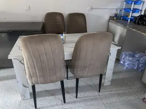 Complete Dining Set With 4 Chairs