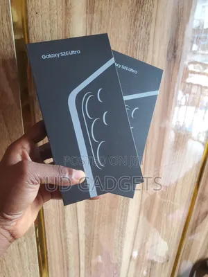 New Samsung Galaxy S26 Ultra 5G 256 GB Silver