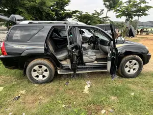Toyota 4-Runner Limited 4x4 2004 Black