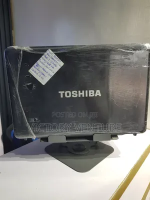 Laptop Toshiba Satellite C665 8GB Intel Core i5 HDD 320GB