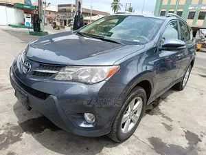 Toyota RAV4 2014 Blue